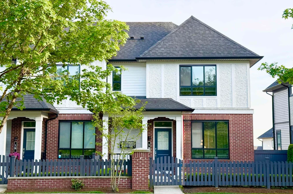 Townhouse for sale at 18 3500 Burke Village Promenade Vancouver British Columbia - MLS: R3119261