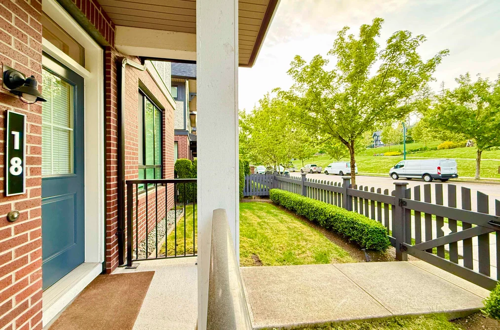 18 3500 BURKE VILLAGE PROMENADE, Vancouver BC V3E 0N2, Vancouver BC — Residential for Sale - Photo 3