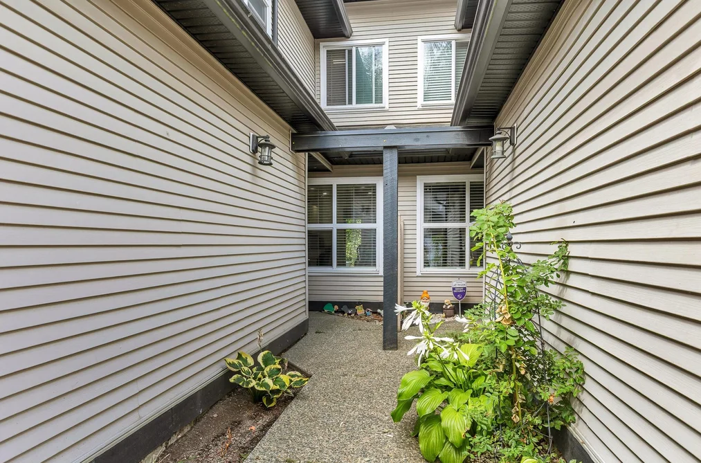 18 36060 OLD YALE ROAD, Abbotsford BC V3G 2E9, Abbotsford BC — Residential for Sale - Photo 3