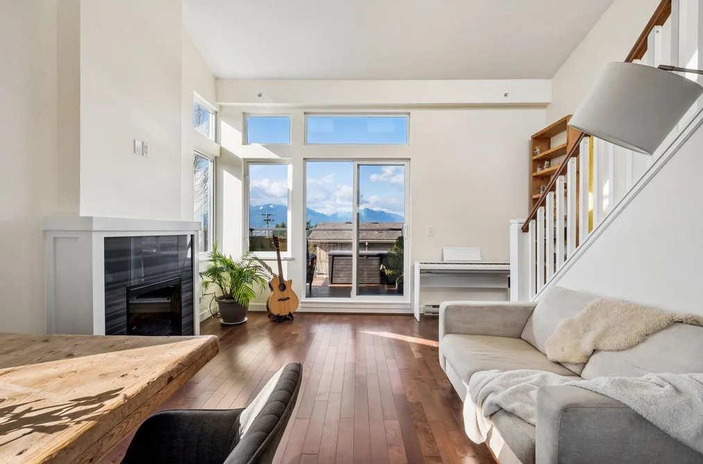 Townhouse for sale at 18 3788 Laurel Street Burnaby British Columbia - MLS: R3108155