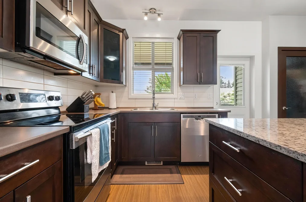 18 44420 SHERRY DRIVE, Chilliwack BC V2R 0R6, Chilliwack BC — Residential for Sale - Photo 2