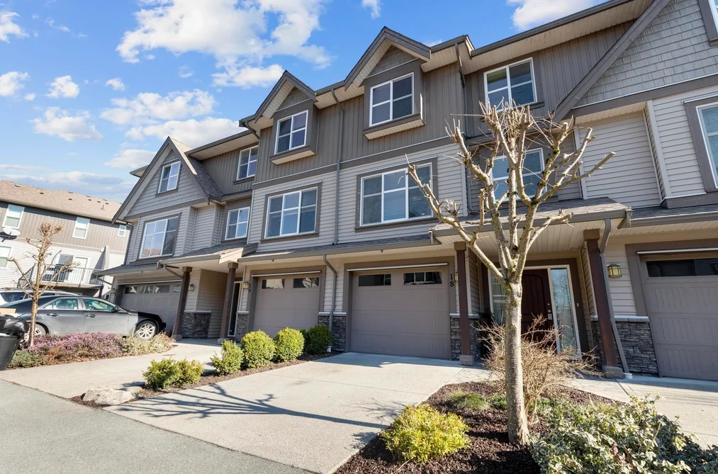 18 45085 WOLFE ROAD, Chilliwack BC V2P 0C5, Chilliwack BC — Residential for Sale - Photo 2