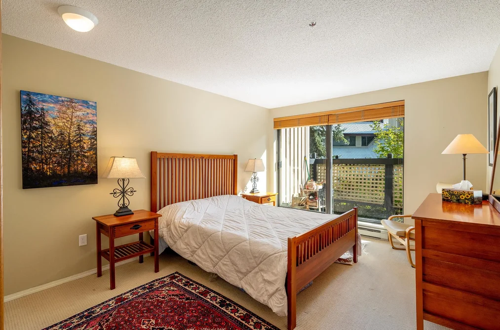 18-4637 Blackcomb Way, Whistler, BC - Townhouse for Sale - Photo 11 of 17 18-4637 Blackcomb Way, Whistler, BC - Townhouse for Sale - Photo 11 of 17