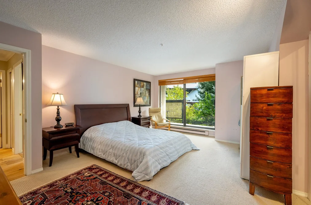 18-4637 Blackcomb Way, Whistler, BC - Townhouse for Sale - Photo 8 of 17 18-4637 Blackcomb Way, Whistler, BC - Townhouse for Sale - Photo 8 of 17