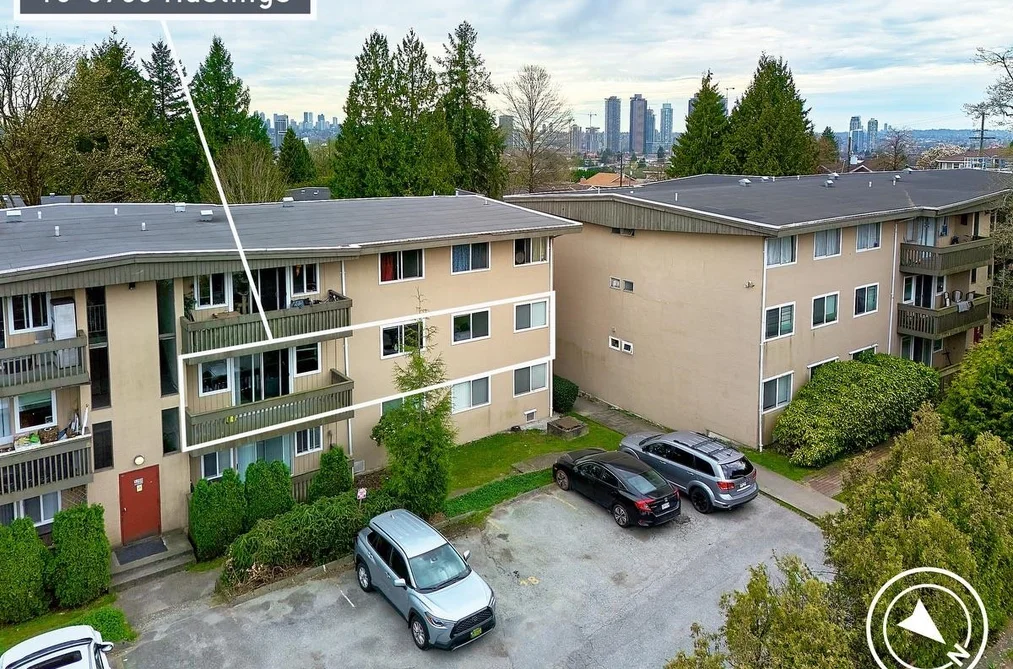 18 5760 HASTINGS STREET, Burnaby BC V5B 1R6, Burnaby BC — Residential for Sale - Photo 2