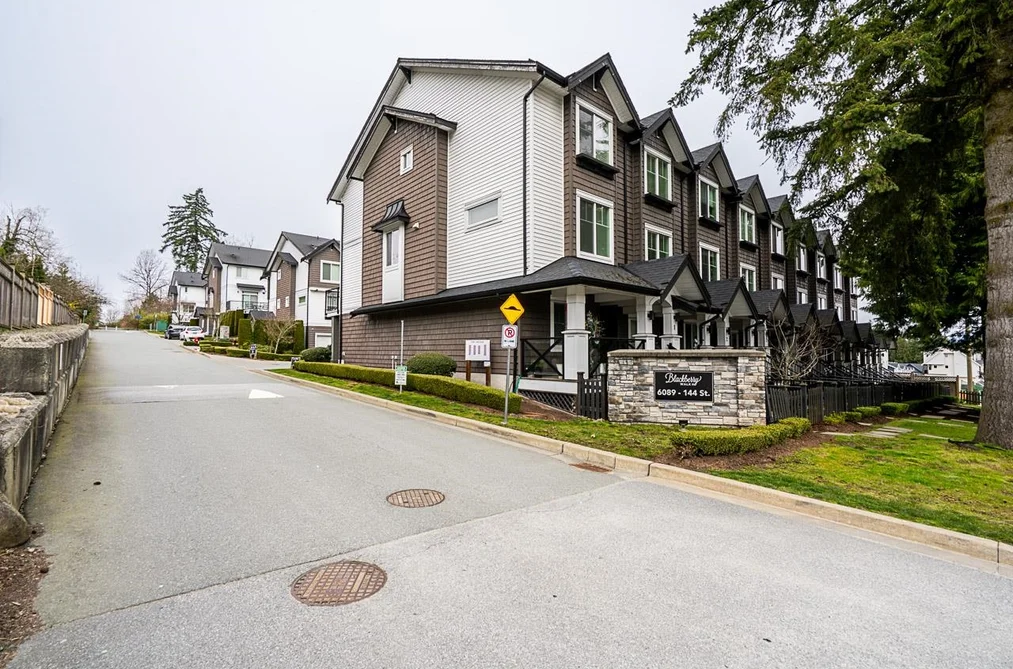 18 6089 144 STREET, Surrey BC V3X 1A4, Surrey BC — Residential for Sale - Photo 2