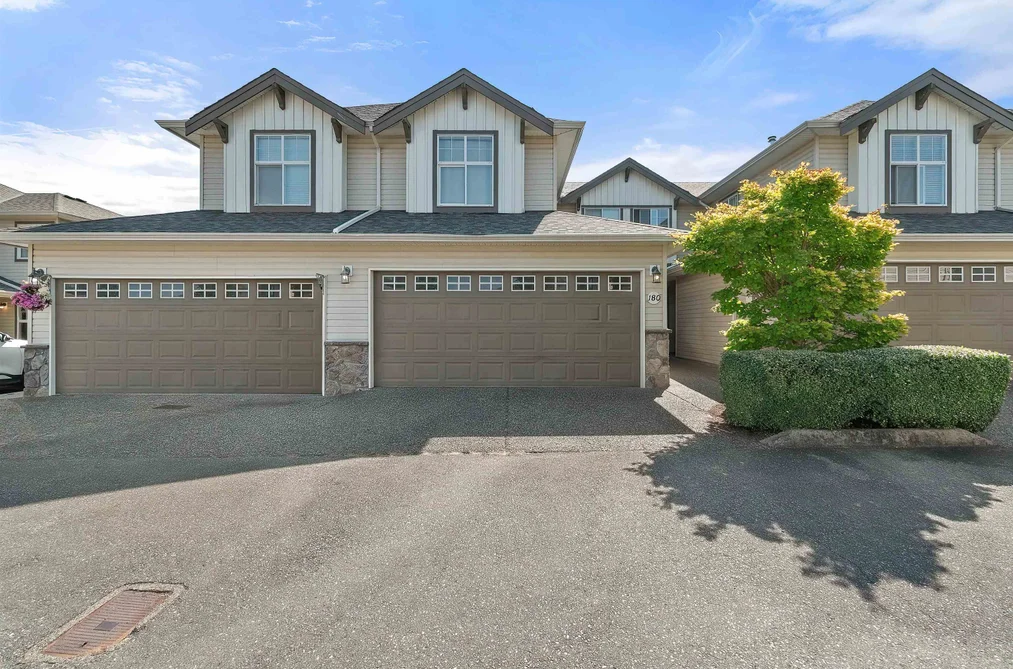 Townhouse for sale at 180 6450 Vedder Road Chilliwack British Columbia - MLS: R3149647