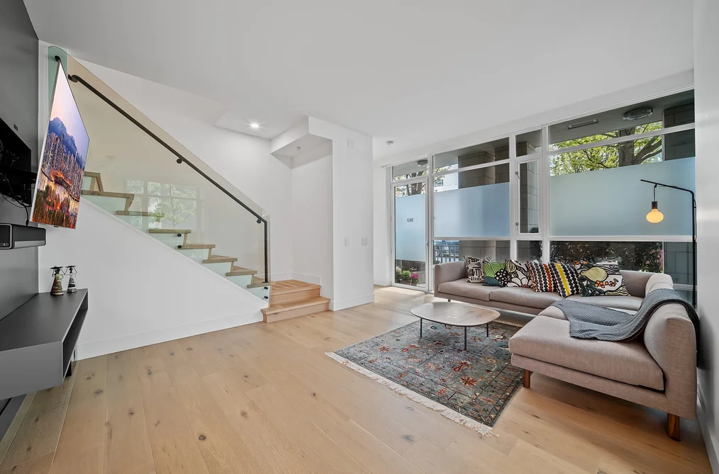 180 ATHLETES WAY, Vancouver BC V5Y 0B5, Vancouver BC — Residential for Sale - Photo 3