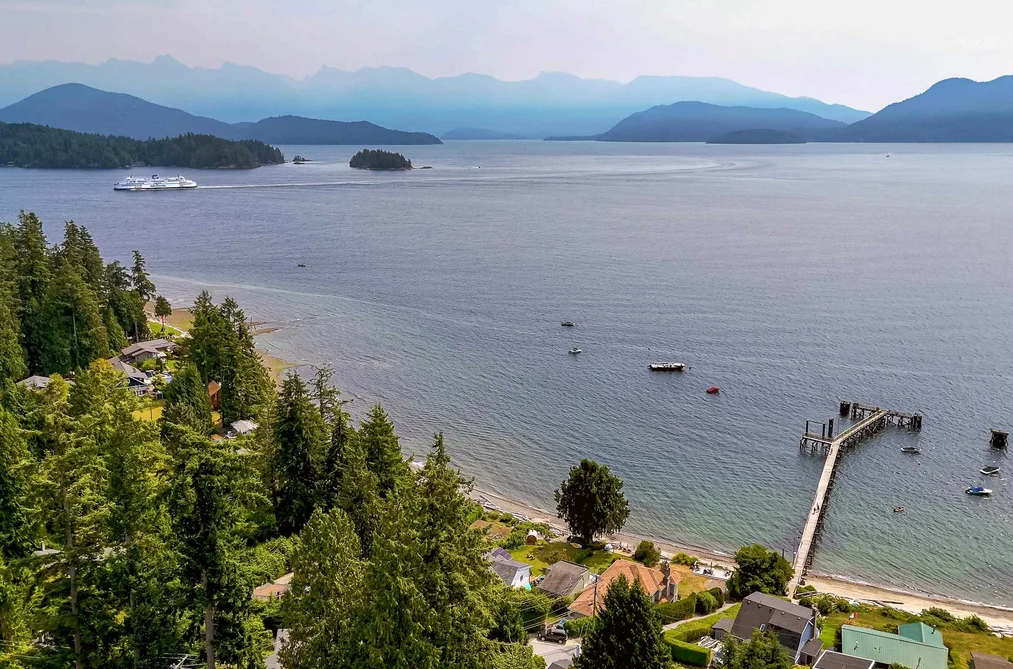 Property for sale at 1800 North Road Gibsons British Columbia - MLS: R3149741
