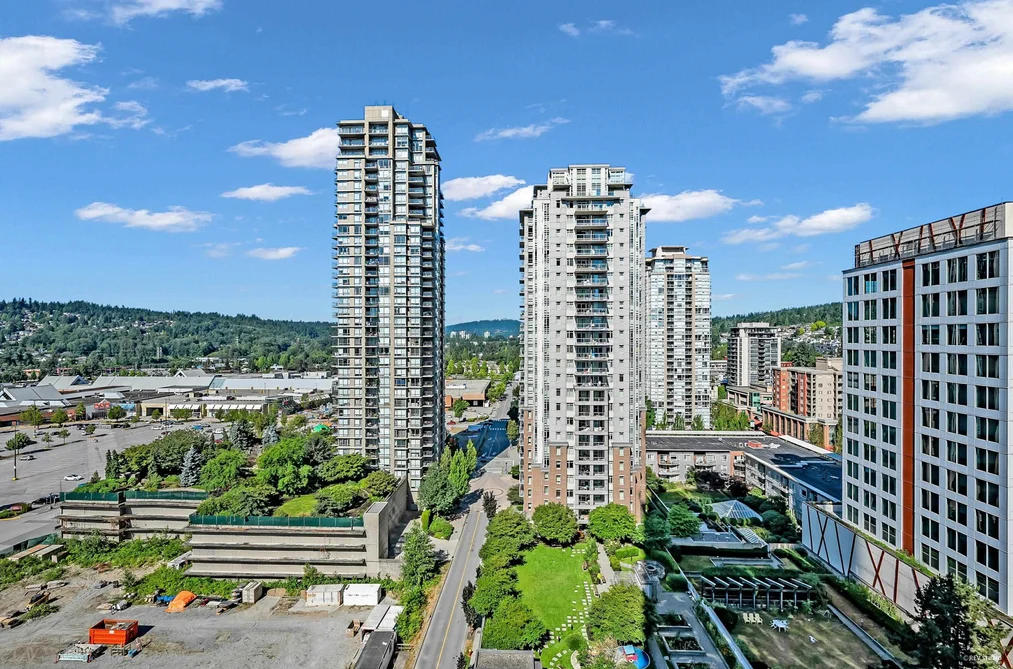 Condo for sale at 1801 1188 Pinetree Way Coquitlam British Columbia - MLS: R3097845