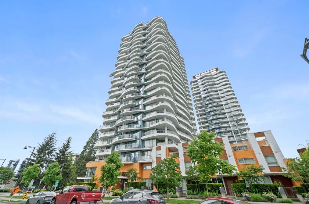 1801 13303 CENTRAL AVENUE, Surrey BC V3T 0K6, Surrey BC — Residential for Sale - Photo 2