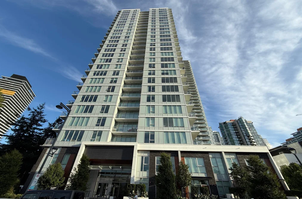 Condo for sale at 1801 13428 105 Avenue Surrey British Columbia - MLS: R3145625