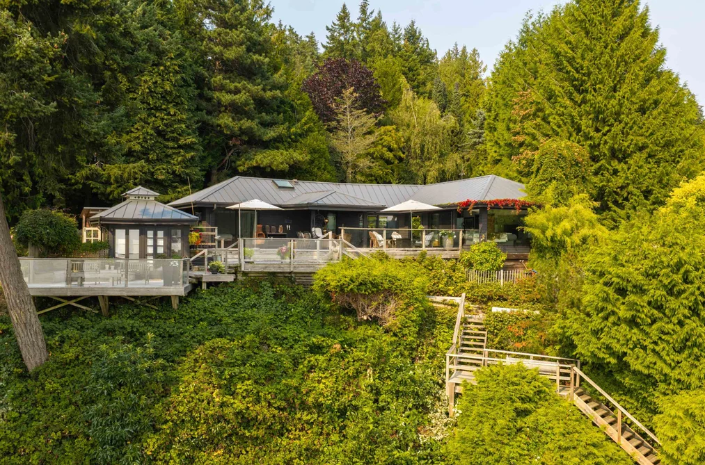 House for sale at 1801 Arbutus Point Road Bowen Island British Columbia - MLS: R3159715