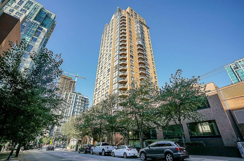1802 1189 HOWE STREET, Vancouver BC V6Z 2X4, Vancouver BC — Residential for Sale - Photo 2
