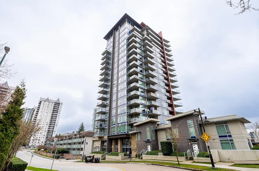 Condo for sale at 1802 518 Whiting Way Coquitlam British Columbia - MLS: R3097124