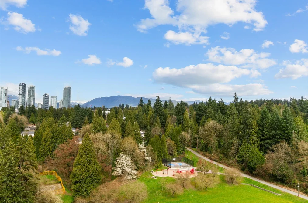 Condo for sale at 1802 551 Austin Avenue Coquitlam British Columbia - MLS: R3103823