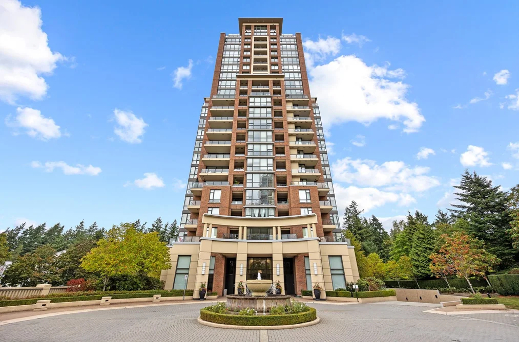 Condo for sale at 1802 6823 Station Hill Drive Burnaby British Columbia - MLS: R3108841