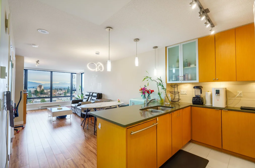 Condo for sale at 1802 7325 Arcola Street Burnaby British Columbia - MLS: R3083474
