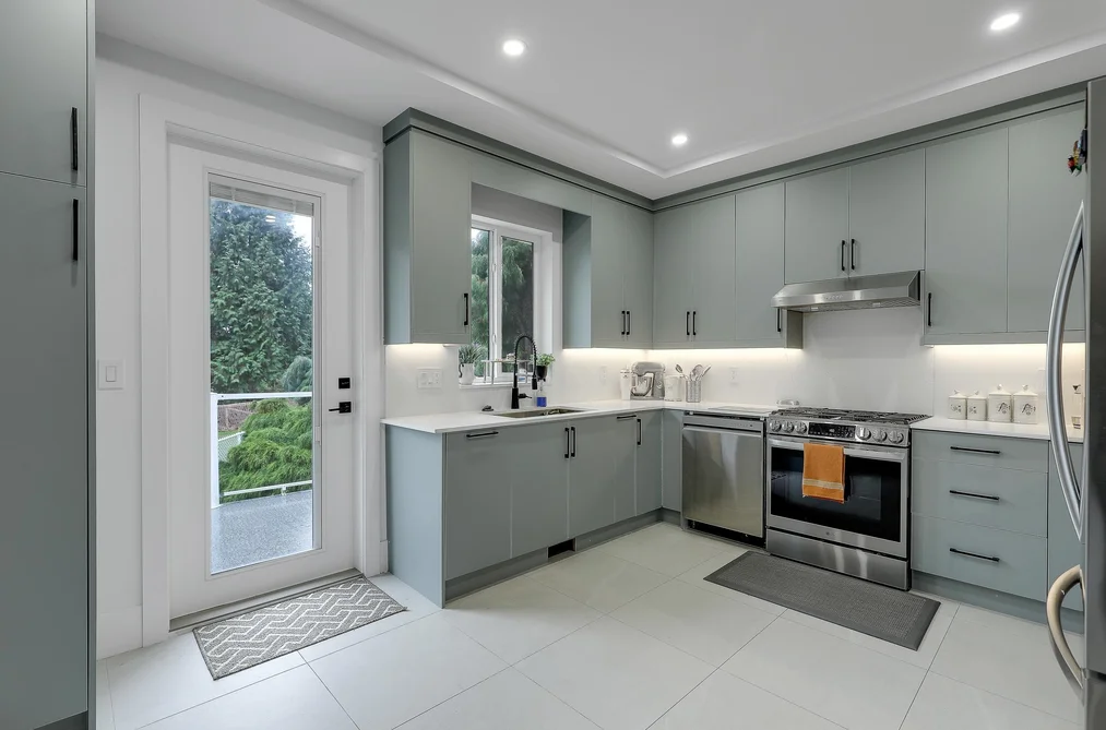 18040 20TH AVENUE AVENUE, White Rock BC V3S 9V7, White Rock BC — Residential for Sale - Photo 6
