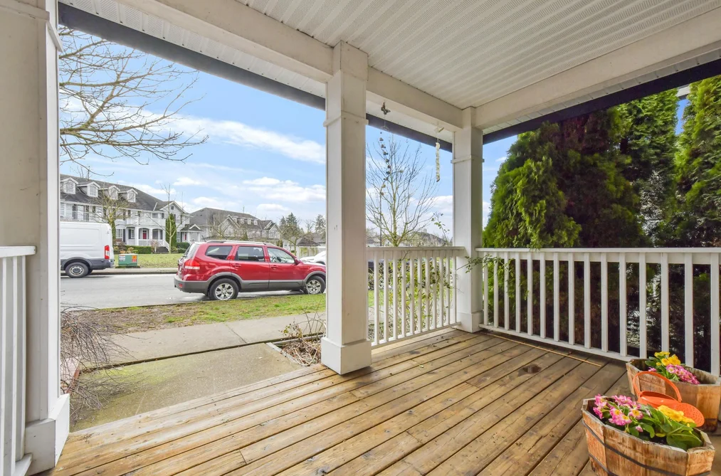 18043 70 AVENUE, Surrey BC V3S 6X3, Surrey BC — Residential for Sale - Photo 2