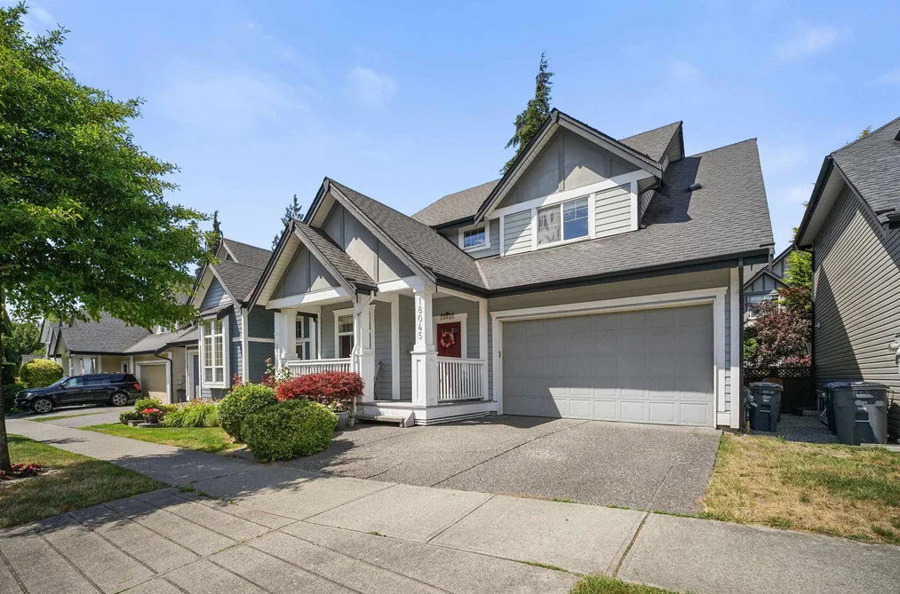 House for sale at 18045 70a Avenue Surrey British Columbia - MLS: R3141395