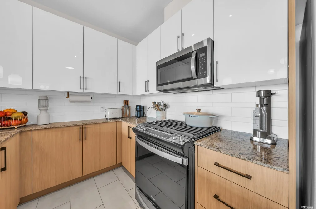 1805 280 ROSS DRIVE, New Westminster, BC — Residential for Sale — Photo 4 of 35