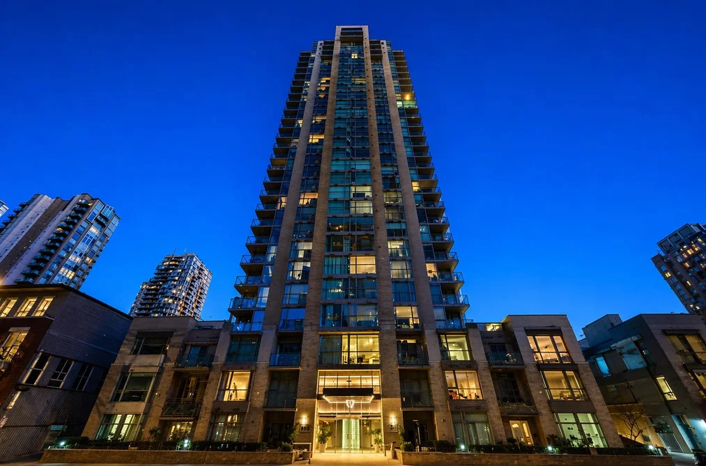 Condo for sale at 1805 928 Richards Street Vancouver British Columbia - MLS: R3082990