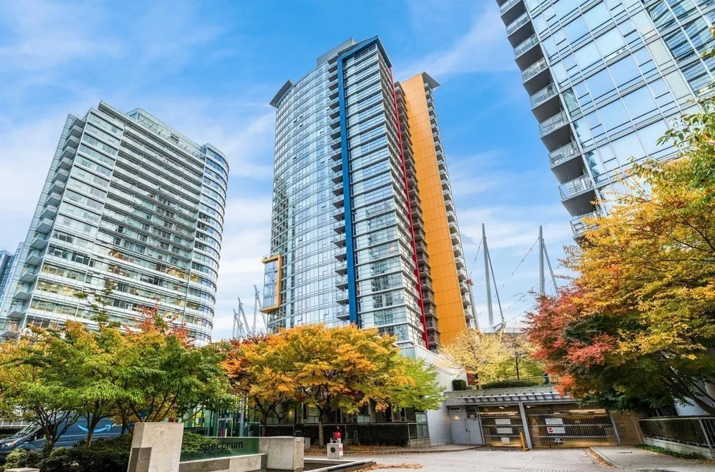 Condo for sale at 1806 111 W Georgia Street Vancouver British Columbia - MLS: R3109855