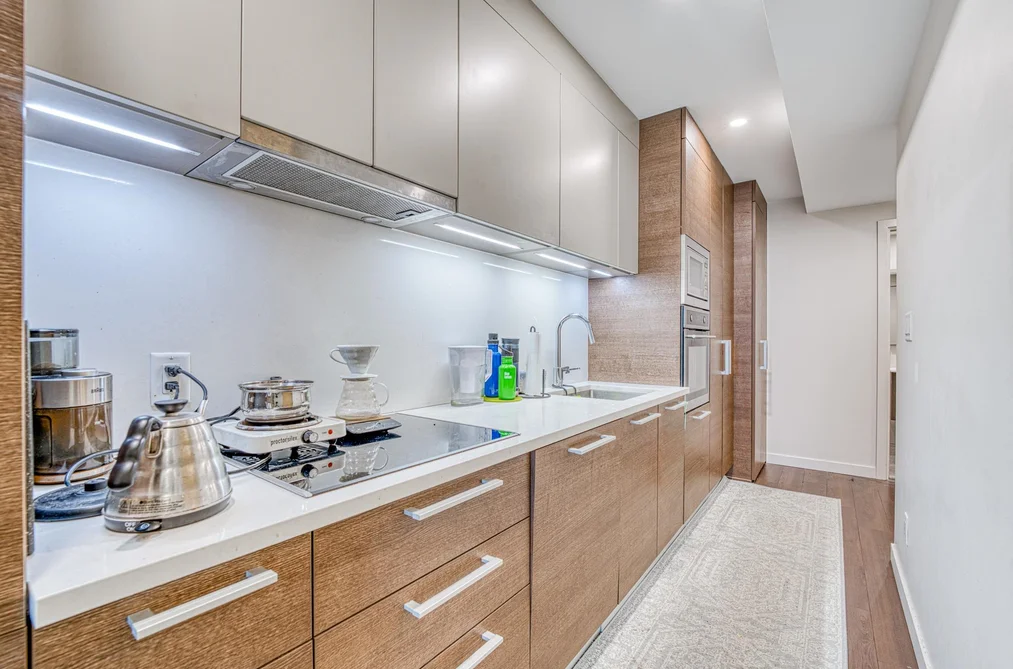 1806 285 E 10TH AVENUE, Vancouver BC V5T 0H6, Vancouver BC — Residential for Sale - Photo 2