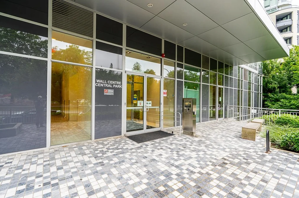 1806 5515 BOUNDARY ROAD, Vancouver BC V5R 0E3, Vancouver BC — Residential for Sale - Photo 2