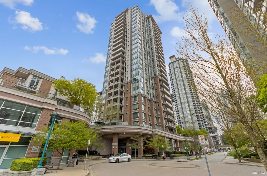 Condo for sale at 1807 1155 The High Street Coquitlam British Columbia - MLS: R3115344