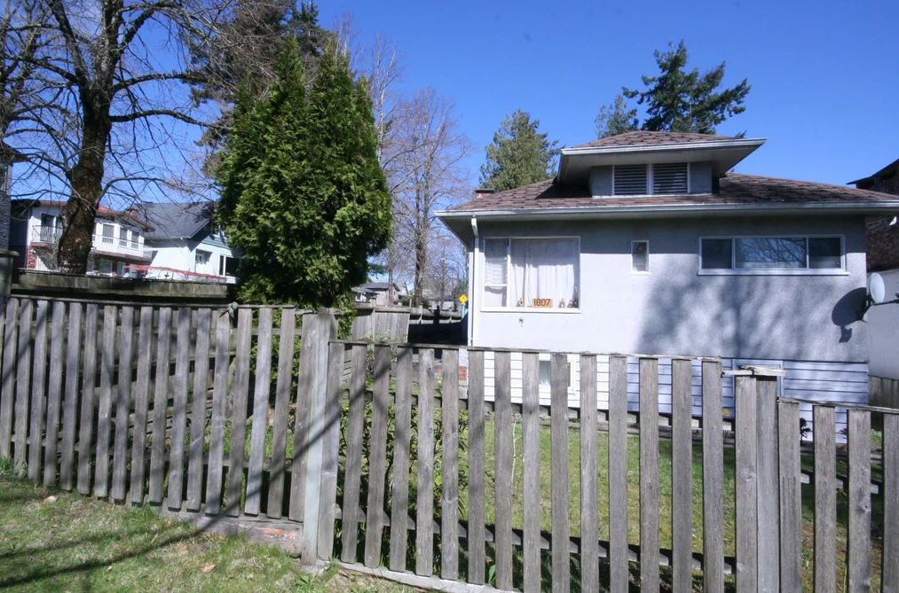 1807 E 38TH AVENUE, Vancouver BC V6P 1G6, Vancouver BC — Residential for Sale - Photo 2