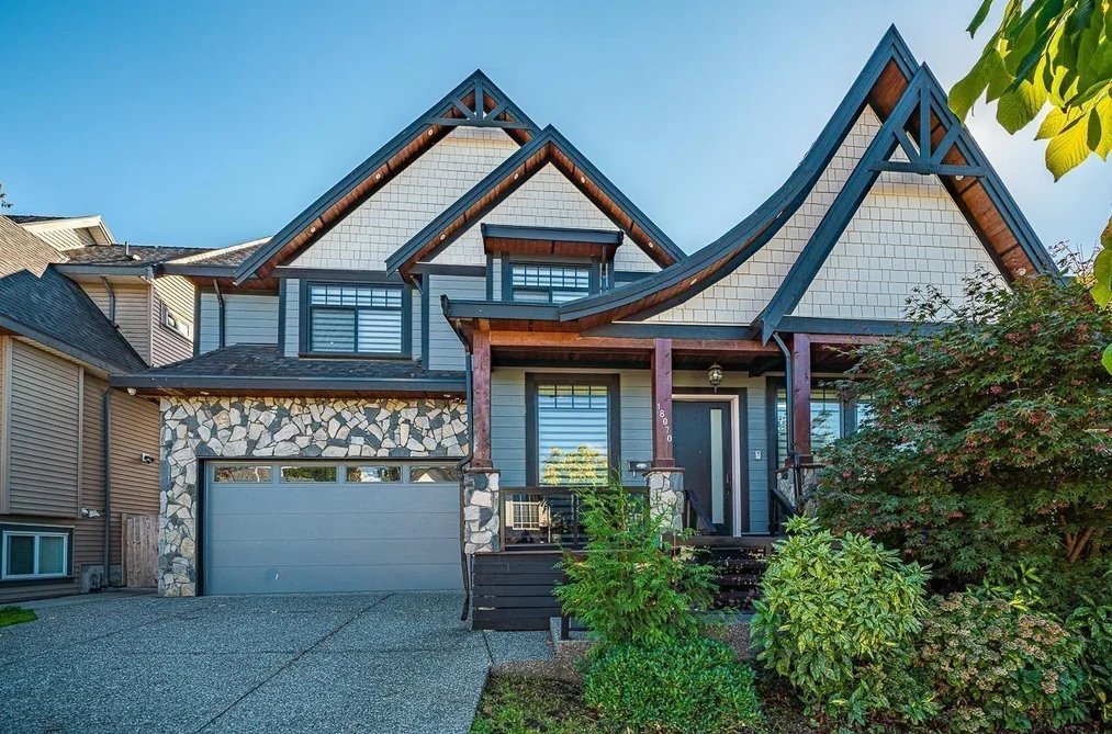 House for sale at 18070 67 Avenue Surrey British Columbia - MLS: R3150432