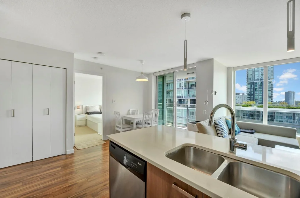 13325 102A AVENUE, Surrey BC V3T 0J5, Surrey BC — Residential for Sale - Photo 5