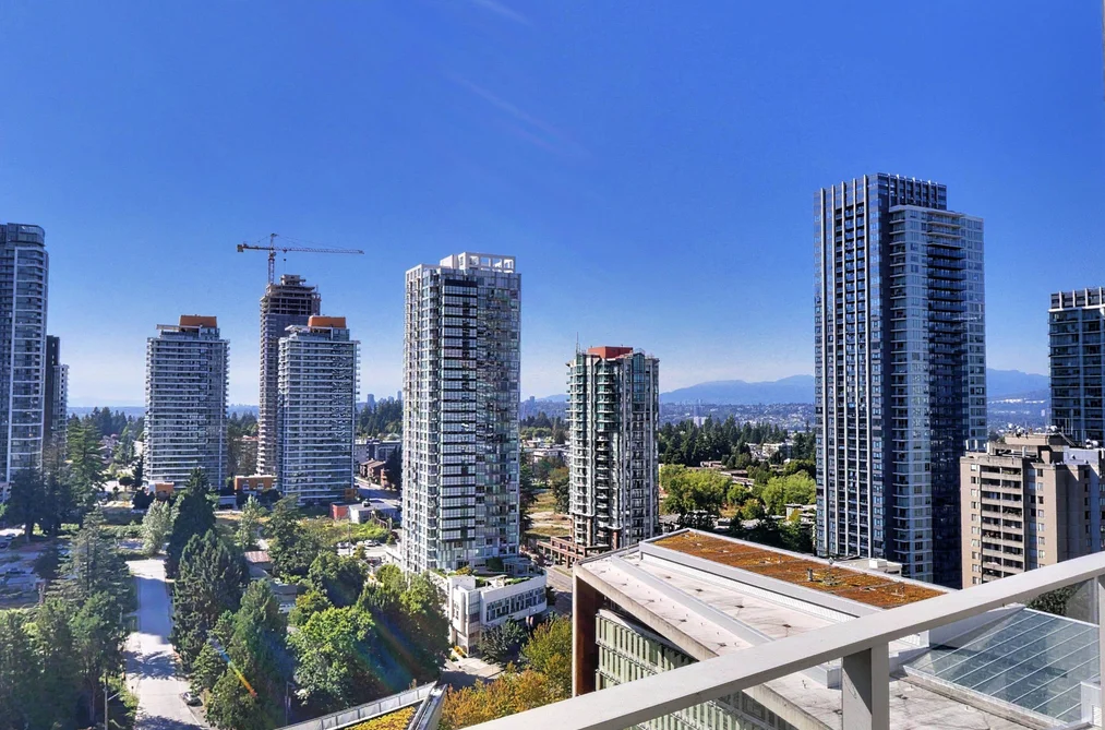 Condo for sale at 1808 13495 Central Avenue Surrey British Columbia - MLS: R3141006