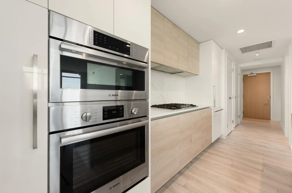 1808 2085 SKYLINE COURT, Burnaby BC V5C 0M6, Burnaby BC — Residential for Sale - Photo 2