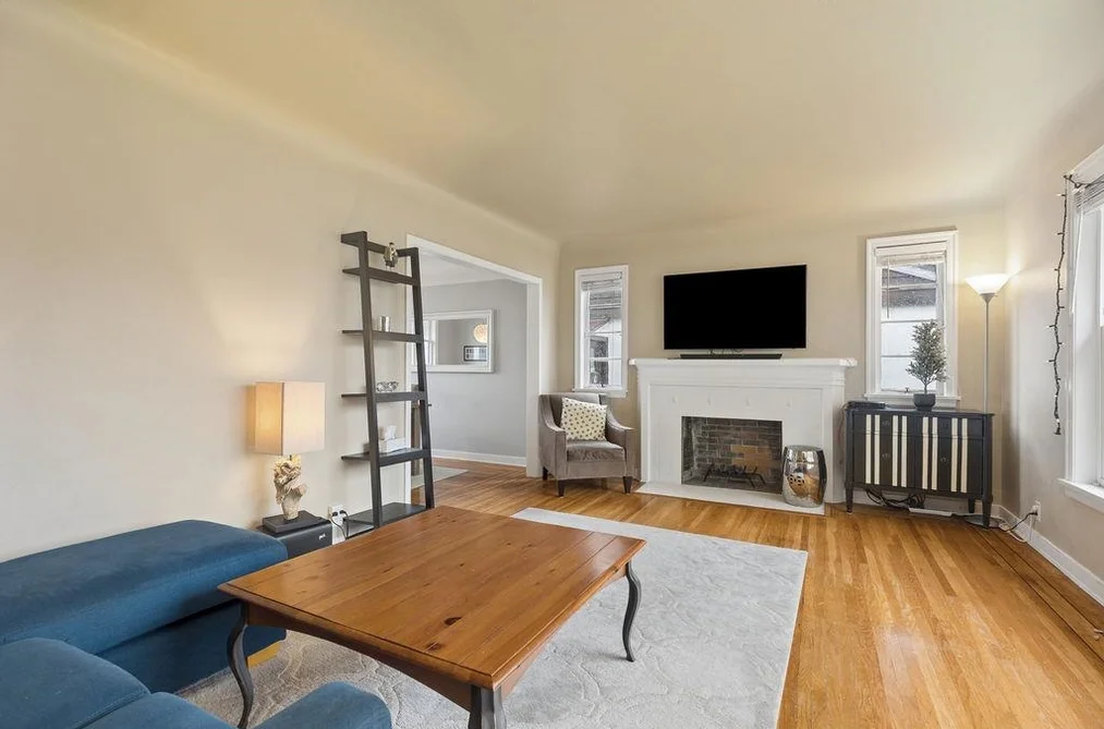 1810 TENTH AVENUE, New Westminster BC V3M 3J5, New Westminster BC — Residential for Sale - Photo 2