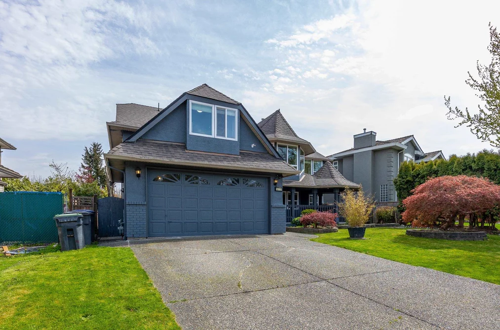 18139 Claytonwood Crescent, Surrey, BC - House for Sale - Photo 19 of 27 18139 Claytonwood Crescent, Surrey, BC - House for Sale - Photo 19 of 27