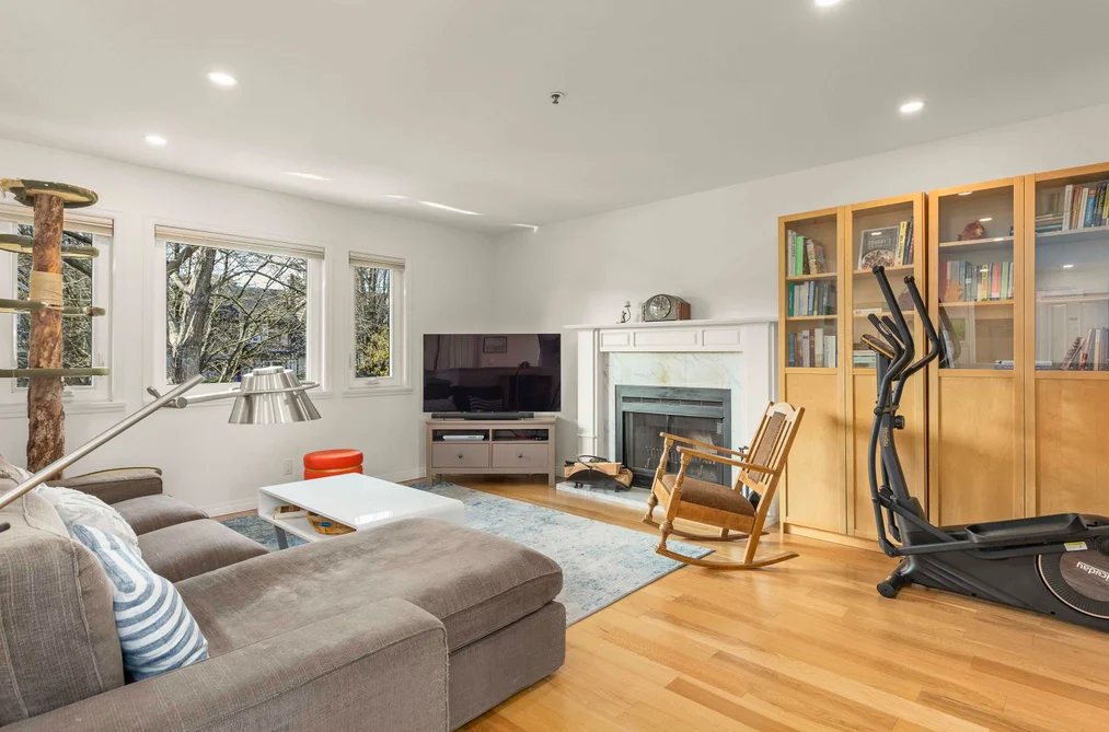 1815 W 14TH AVENUE, Vancouver BC V6J 2J8, Vancouver BC — Residential for Sale - Photo 2