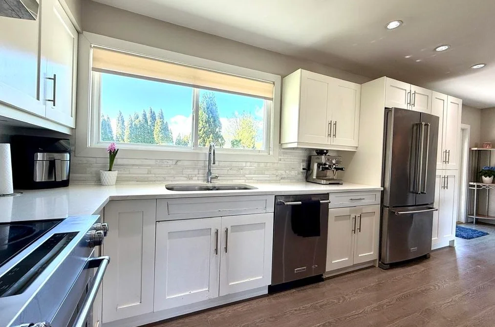 1820 CEDAR DRIVE, Squamish BC V8B 0X6, Squamish BC — Residential for Sale - Photo 3
