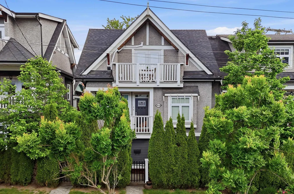 Half Duplex for sale at 1820 Woodland Drive Vancouver British Columbia - MLS: R3148926