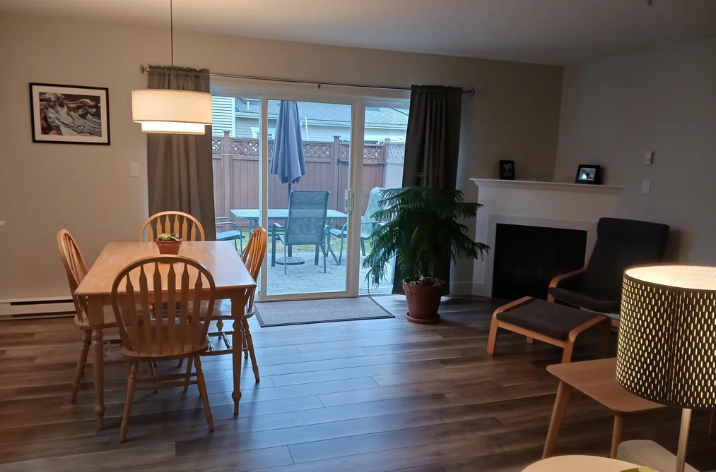 1821 E WILLOW CRESCENT, Squamish BC V8B 0L9, Squamish BC — Residential for Sale — Photo 10 of 25