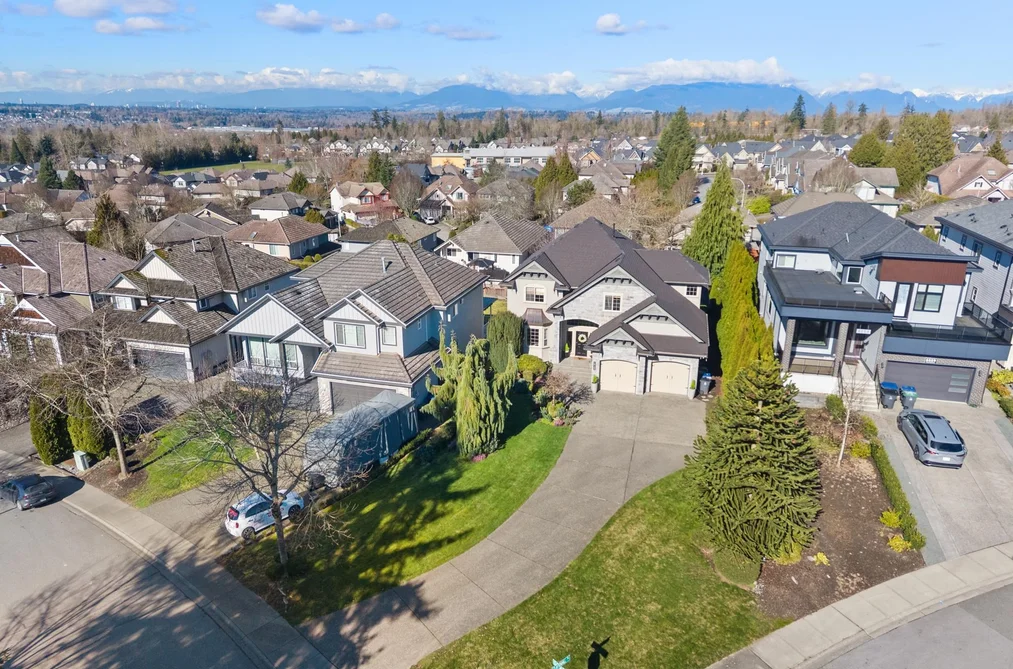 18265 CLAYTONHILL DRIVE, Surrey BC V3S 7N5, Surrey BC — Residential for Sale - Photo 2
