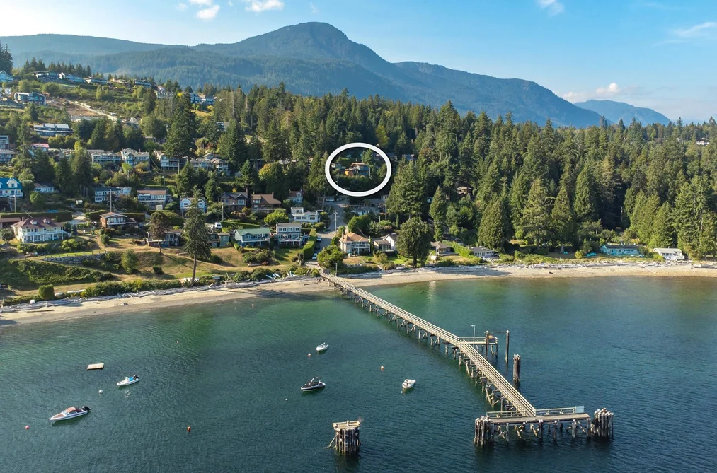1832 NORTH ROAD, Gibsons BC V0N 1V1, Gibsons BC — Residential for Sale - Photo 2