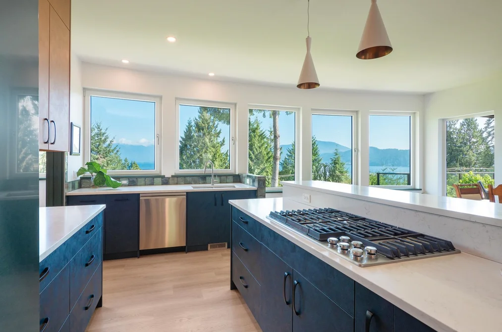 1832 NORTH ROAD, Gibsons BC V0N 1V1, Gibsons BC — Residential for Sale - Photo 4