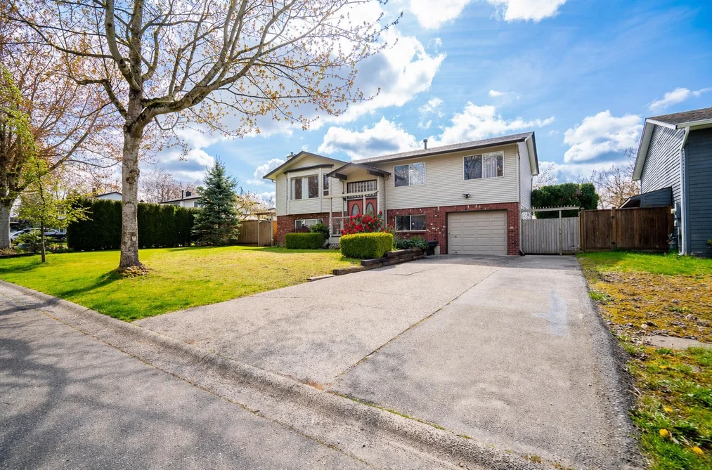 18320 59A AVENUE, Surrey BC V3S 5Y1, Surrey BC — Residential for Sale - Photo 4