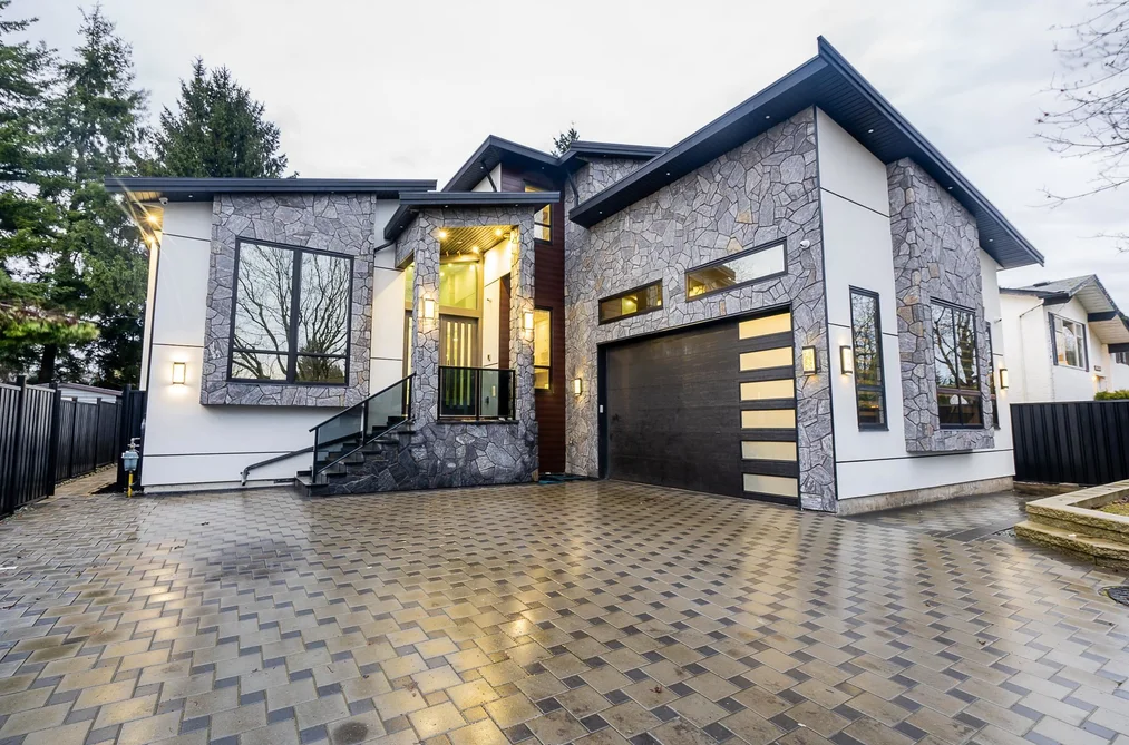 House for sale at 18339 63 Avenue Surrey British Columbia - MLS: R3152891
