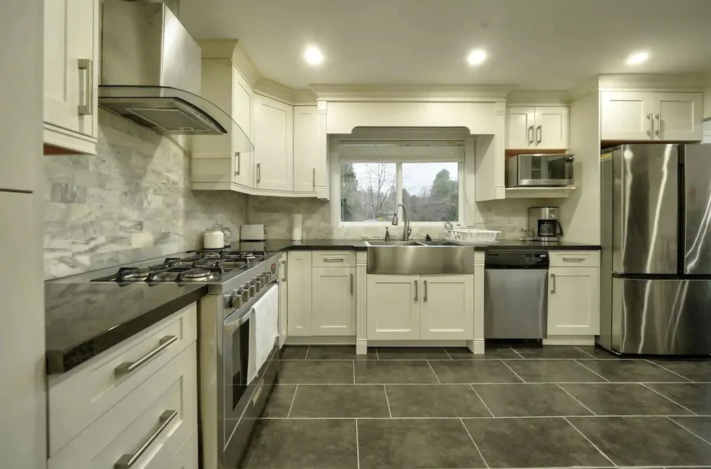 18369 21A AVENUE, Surrey BC V3Z 9W2, Surrey BC — Residential for Sale - Photo 4