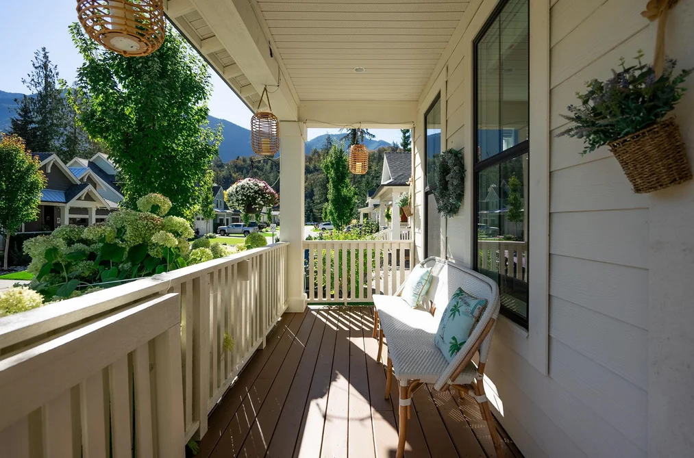 1837 FROSST CREEK CROSSING, Cultus Lake, BC — Residential for Sale — Photo 5 of 40