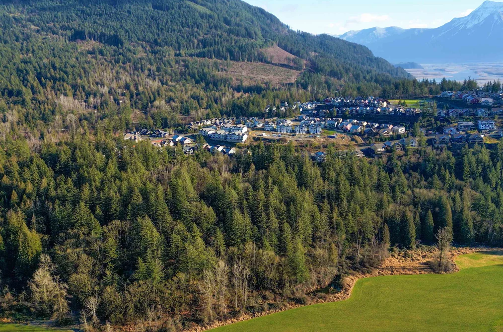 Property for sale at 1840 Woodside Boulevard Harrison Mills British Columbia - MLS: R3095961